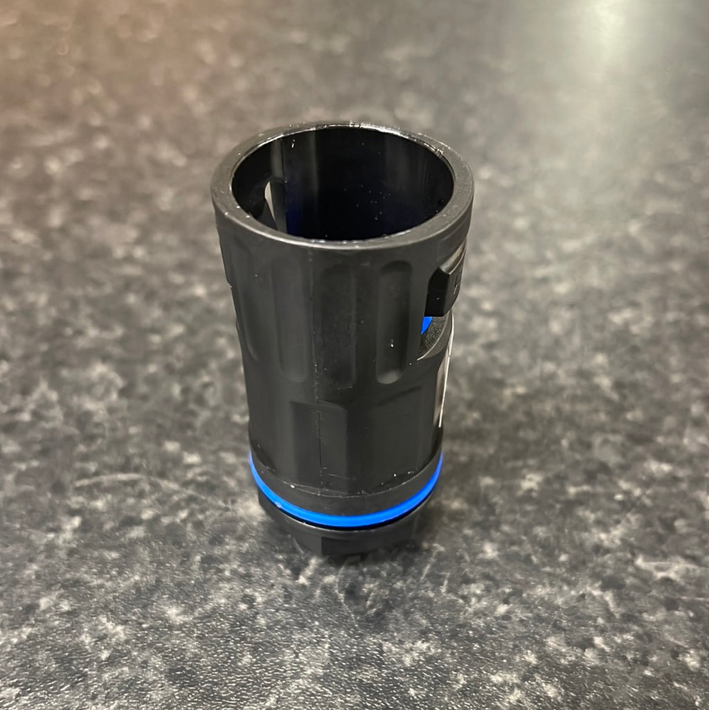 M20 BLACK NYLON TYPE STRAIGHT FITTING WITH FIXED EXTERNAL THREAD & LOCKNUT M20 21MM