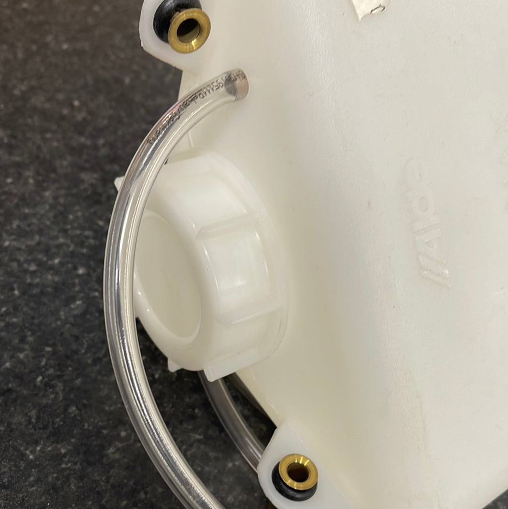 Alde Header Tank with Cap and hose. Note Corner fitment.